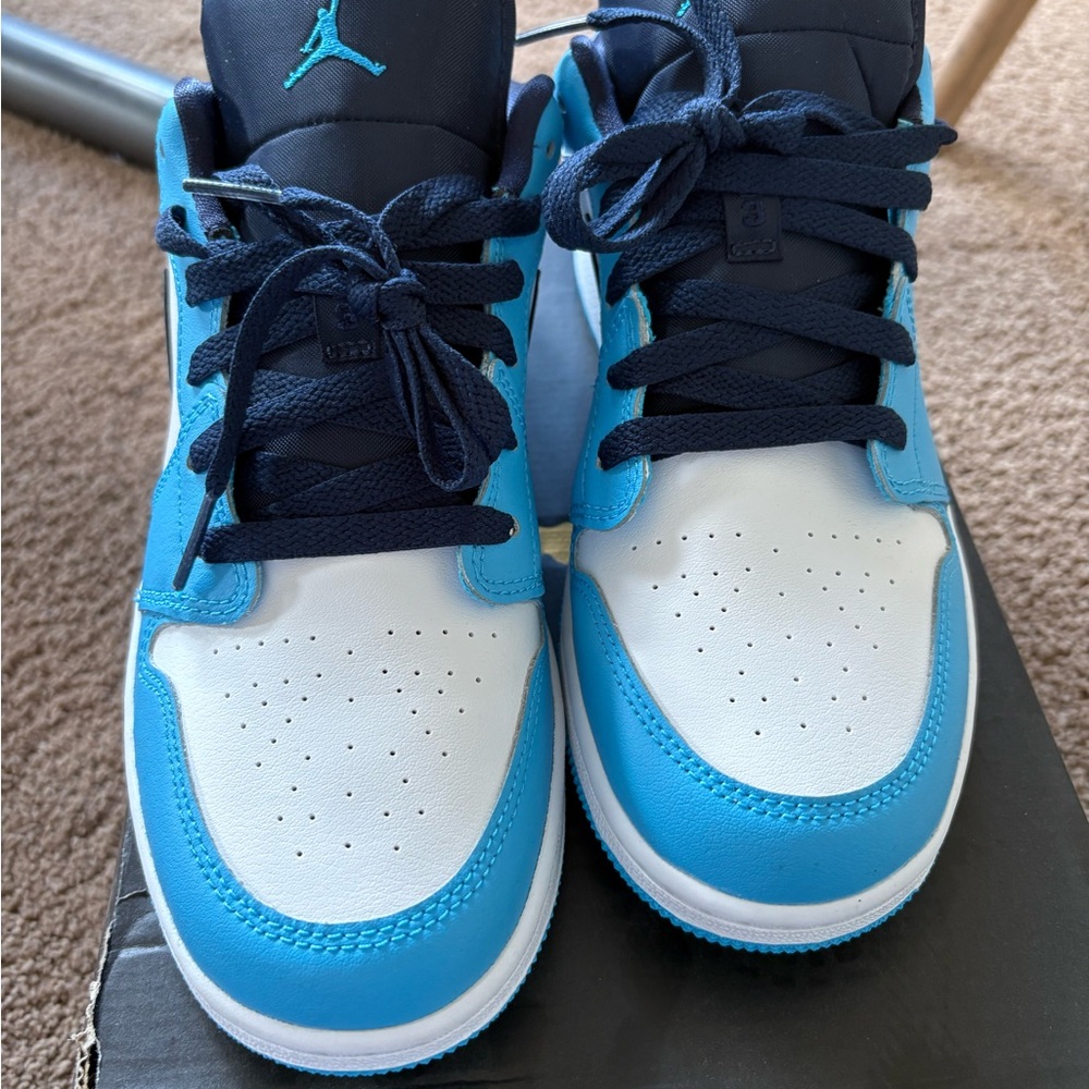 Kids Jordan Sneakers - Blue and White